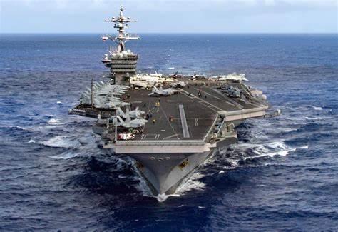 CVN-70CarlVinson“卡尔.文森”号核动力航空母舰_1176047