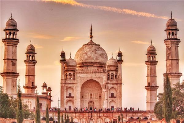 比比卡·马卡巴拉（Bibi Ka Maqbara），位于印度奥兰加巴德的一座陵墓_3531867