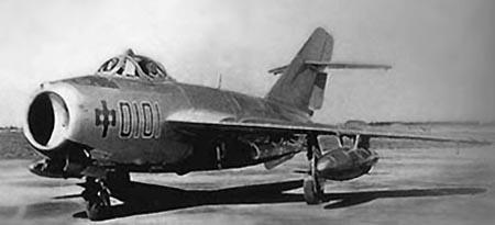 米格-17（MiG-17）战斗机#苏联飞机 #壁画战斗机 #米格17 