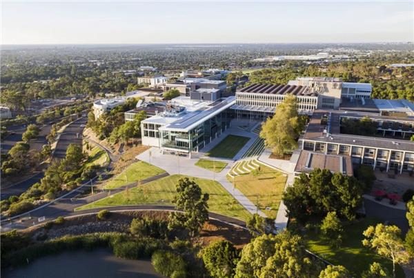 澳大利亚 Flinders University 学生中心与广场/改造_3596338