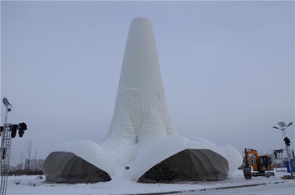 哈尔滨冰雪节建造31米“弗拉门戈冰塔”，成为世界最高的冰雕建筑！_3626943