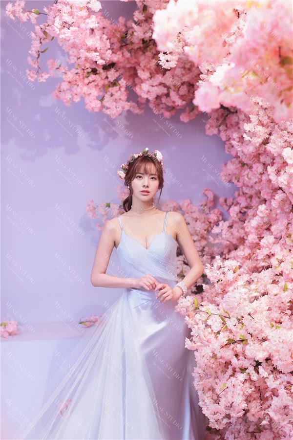 好看的韩式婚纱摄影_617594