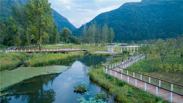 陕西秦岭国家植物园·田峪河湿地公园 / 阿普贝思_3788198