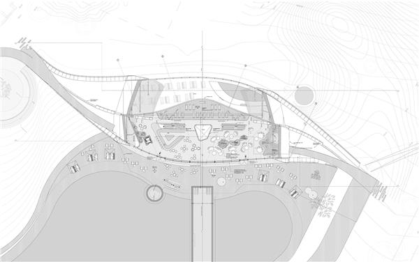 建筑师Hadi Teherani在高山风景环绕的拱形地形下创建了一个水疗中心_3797322