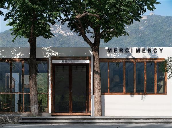 四棵树下的小院儿-北京每喜merci mercy餐厅 / 五架三间设计研究室#老旧建筑改造更新 #乡村振兴 #乡村建筑设计 