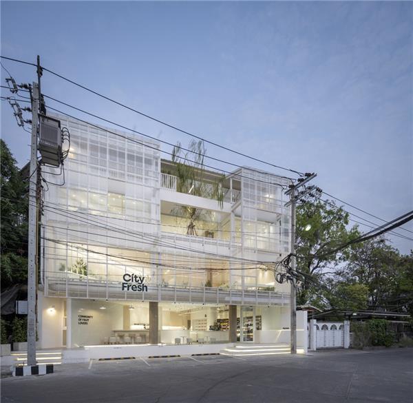 都市生鲜店和餐厅 / Spacy Architecture_3818445