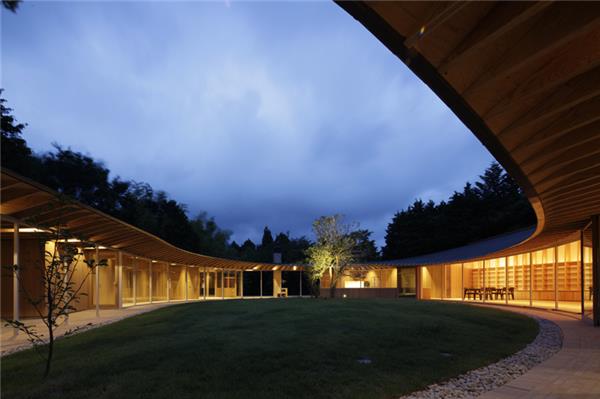 Villa at Sengokubara | Shigeru Ban Architects_415780