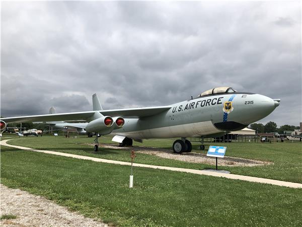 B-47轰炸机（绰号：“同温层喷射” Stratojet）_1271277