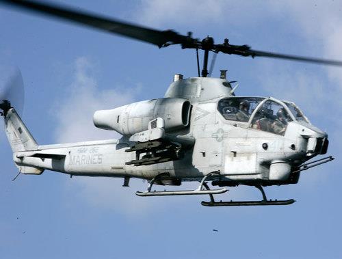 AH-1武装直升机（绰号：“眼镜蛇” COBRA）_1141497