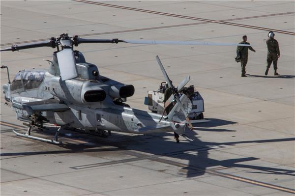 AH-1武装直升机（绰号：“眼镜蛇” COBRA）_1141459