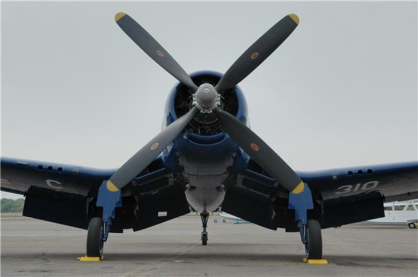 F4U/FG-1战斗机（绰号：“海盗” Corsair）_1817690