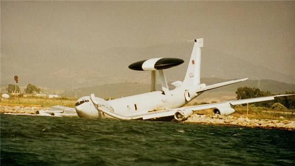 E-3预警机（绰号：“望楼” AWACS）_1367054