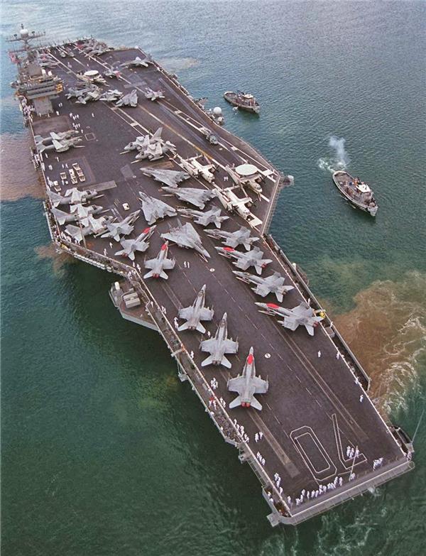 CVN-70CarlVinson“卡尔.文森”号核动力航空母舰_1176050