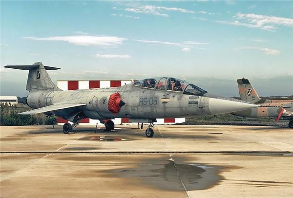 F-104战斗机（绰号：“星式战斗机”、“寡妇制造机”、“有人导弹”、“飞行棺材”、“寡妇制造者”）_1135633