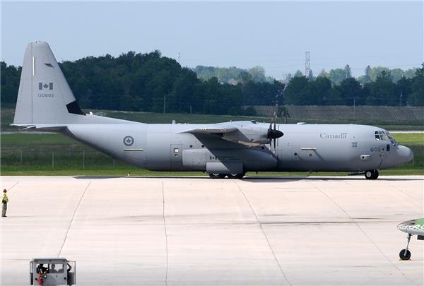 C-130运输机（绰号：“大力神”）_1312585