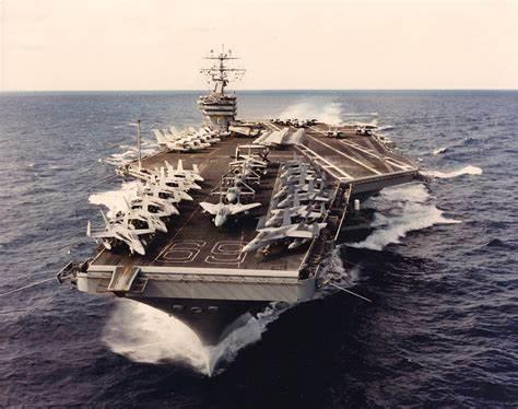 CVN-69DwightD.Eisenhower“艾森豪威尔”号核动力航空母舰_1176069