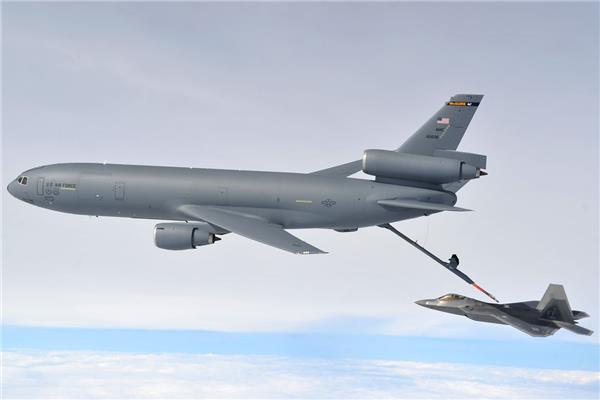 KC-10加油机（绰号：“补充者” Extender）_1377494