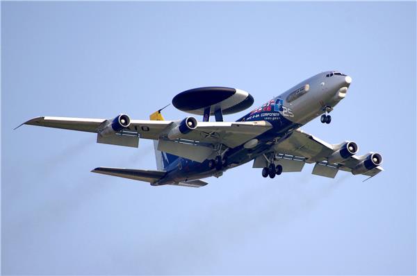 E-3预警机（绰号：“望楼” AWACS）_1367043