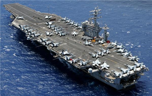 CVN-69DwightD.Eisenhower“艾森豪威尔”号核动力航空母舰_1176062