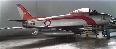 F-86战斗机（绰号：“佩刀” Sabre）