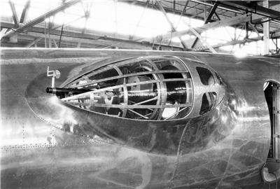 B-17轰炸机（绰号：“空中堡垒”）