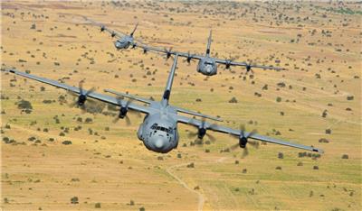 C-130运输机（绰号：“大力神”）