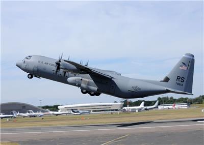 C-130运输机（绰号：“大力神”）