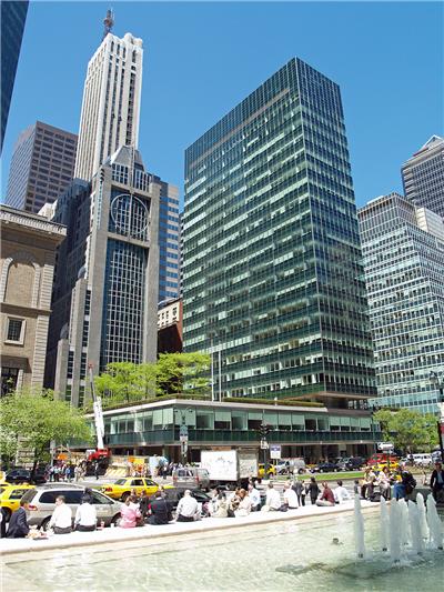 Lever House by Skidmore, Owings  Merrill