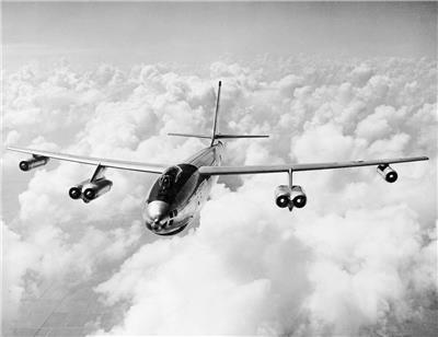 B-47轰炸机（绰号：“同温层喷射” Stratojet）