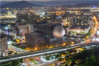 台北表演艺术中心 / 夜景