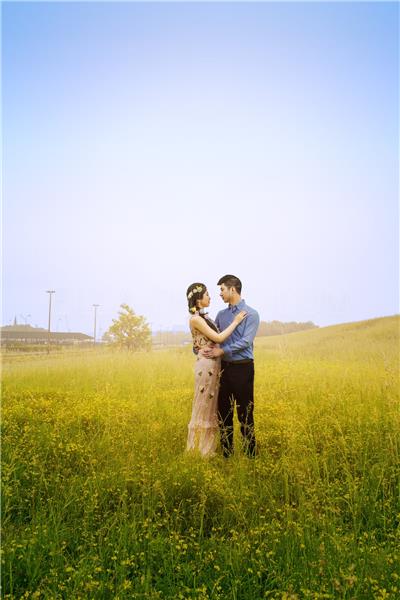 库肯霍夫公园旅拍婚纱照片_婚纱摄影图片