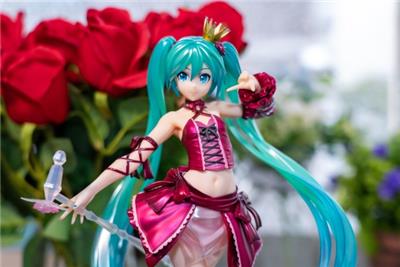 精美初音手办