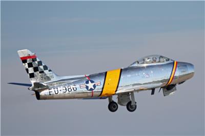 F-86战斗机（绰号：“佩刀” Sabre）