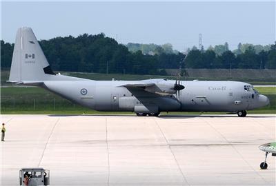 C-130运输机（绰号：“大力神”）