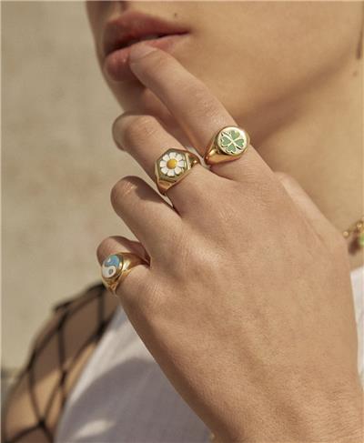 Wilhelmina Garcia Gold Clover Ring